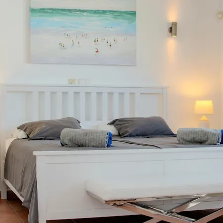 펜션 Achaman - Peace, Sea Views And Heated Pool