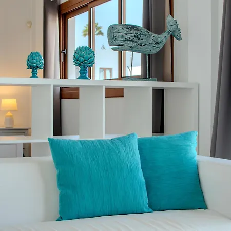 펜션 Achaman - Peace, Sea Views And Heated Pool 플라야블랑카
