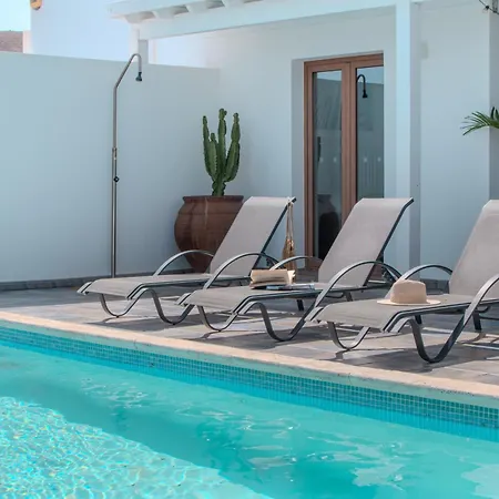 Achaman - Peace, Sea Views And Heated Pool Casa vacanze