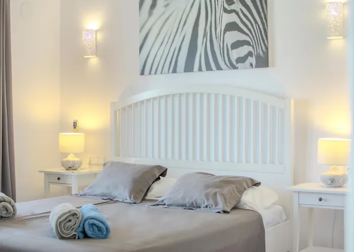 Semesterbostad Achaman - Peace, Sea Views And Heated Pool